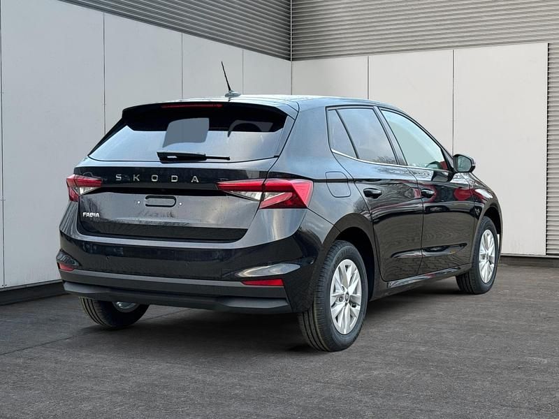 Neu Skoda Fabia Selection 116 PS (85 kW) 2026 Graphitegrau metallic Limousine