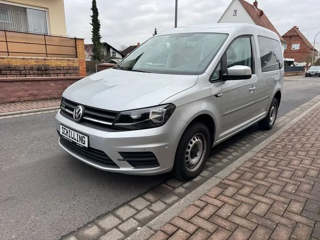 Gebraucht VW Caddy 110 PS (80 kW) 2019 Reflexsilber Van / Kleinbus