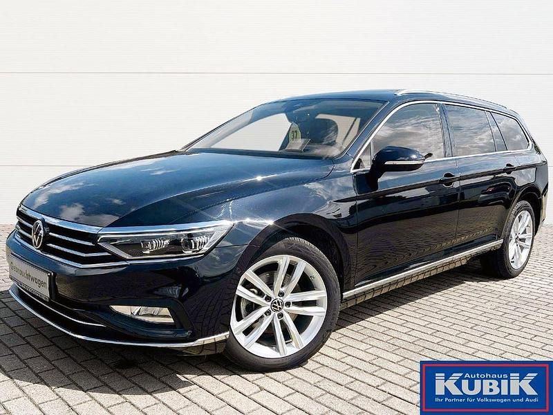 Gebraucht VW Passat Elegance 200 PS (147 kW) 2022 Schwarz Kombi