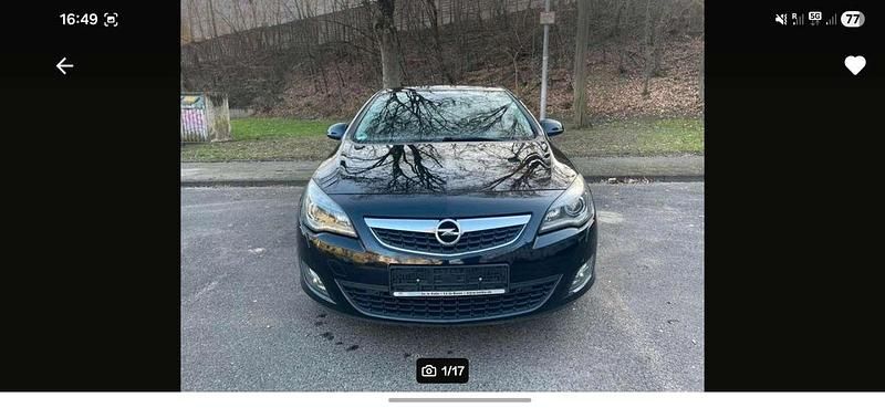 Gebraucht Opel Astra Innovation 101 PS (74 kW) 2011 Limousine