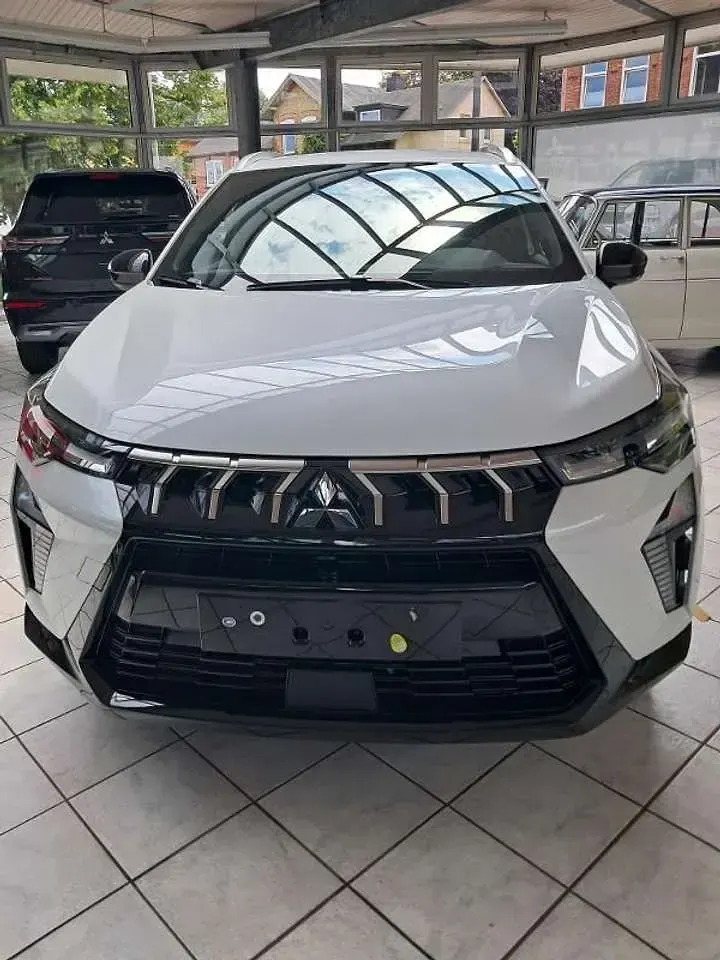 Neu Mitsubishi ASX Plus 143 PS (105 kW) 2025 Himalayaweiß SUV
