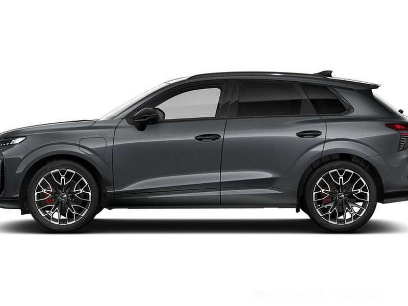Gebraucht Audi Q3 Comfort 272 PS (200 kW) 2026 Grau SUV