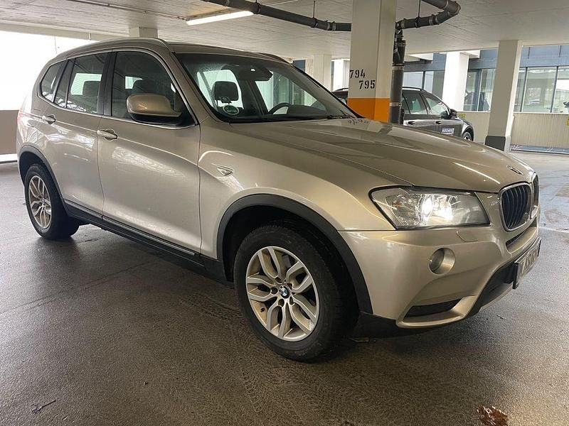 Gebraucht BMW X3 185 PS (136 kW) 2012 Silber SUV