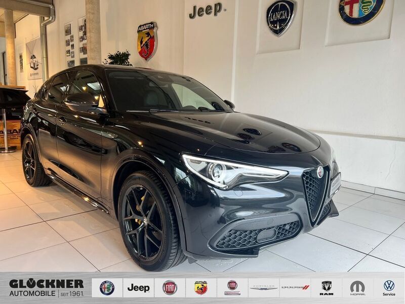 Schwarz Gebraucht 2020 Alfa Romeo Stelvio Veloce SUV | 33.990 € - Bild 1/4