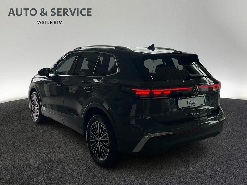 Gebraucht VW Tiguan Elegance 150 PS (110 kW) 2025 Grau SUV