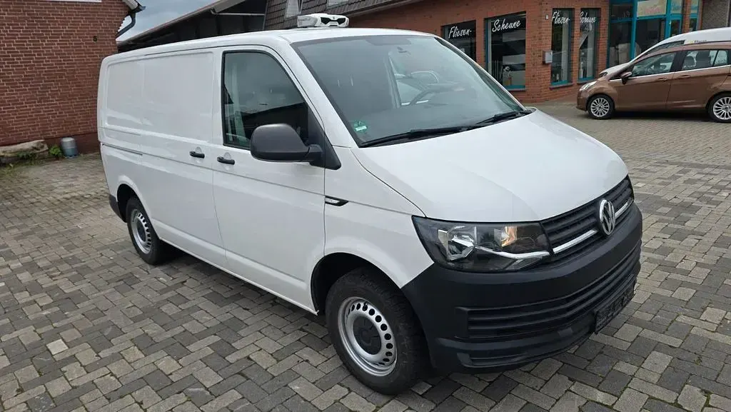 Gebraucht VW Transporter 84 PS (61 kW) 2018 Weiß Van