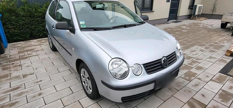 Silber Gebraucht 2004 VW Polo Comfortline Kleinwagen | 1.600 € (Guter Preis) - Bild 1/4