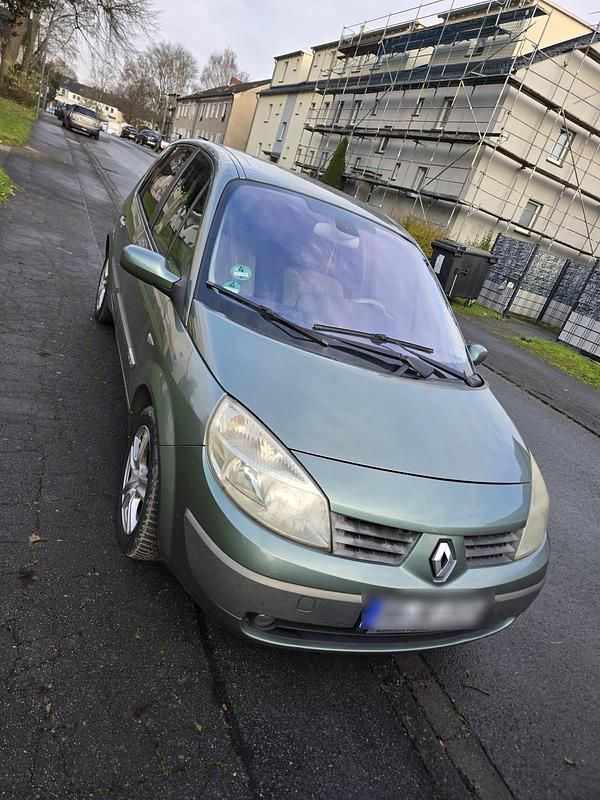 Gebraucht Renault Mégane II 105 PS (77 kW) 2004 Andere farben Limousine