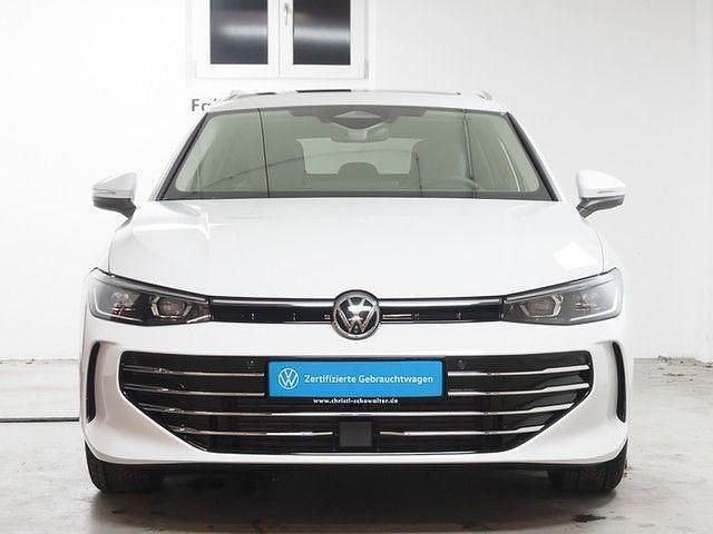 Gebraucht VW Passat Elegance 150 PS (110 kW) 2024 Pure white Kombi