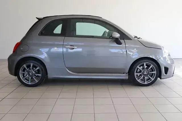 Gebraucht Abarth 595C 165 PS (121 kW) 2023 Grau Cabrio
