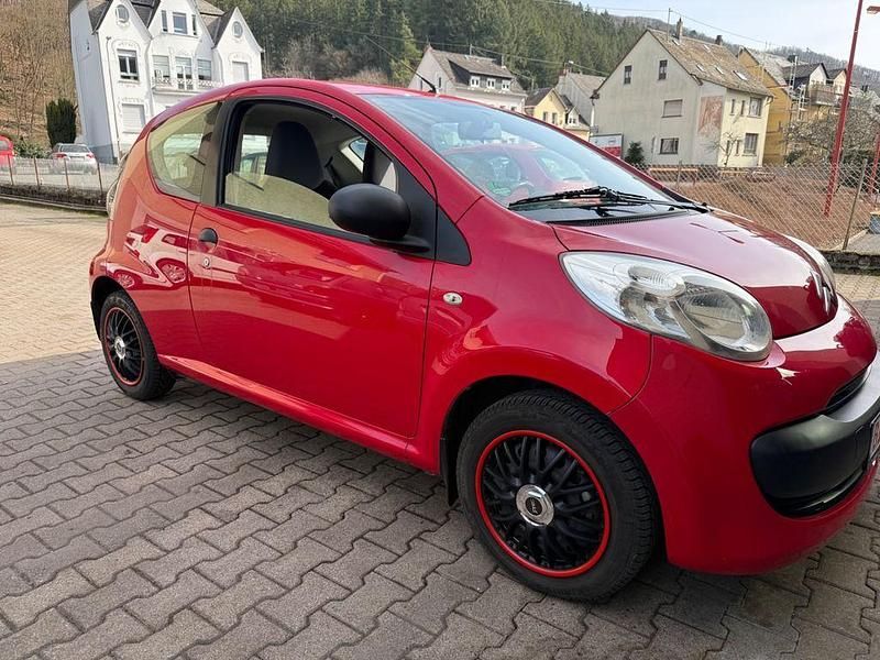 Gebraucht Citroën C1 Advance 68 PS (50 kW) 2008 Rot Kleinwagen