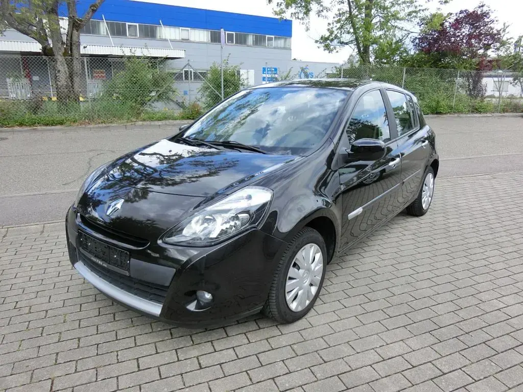 Gebraucht Renault Clio III Dynamique 75 PS (55 kW) 2011 Grau Limousine