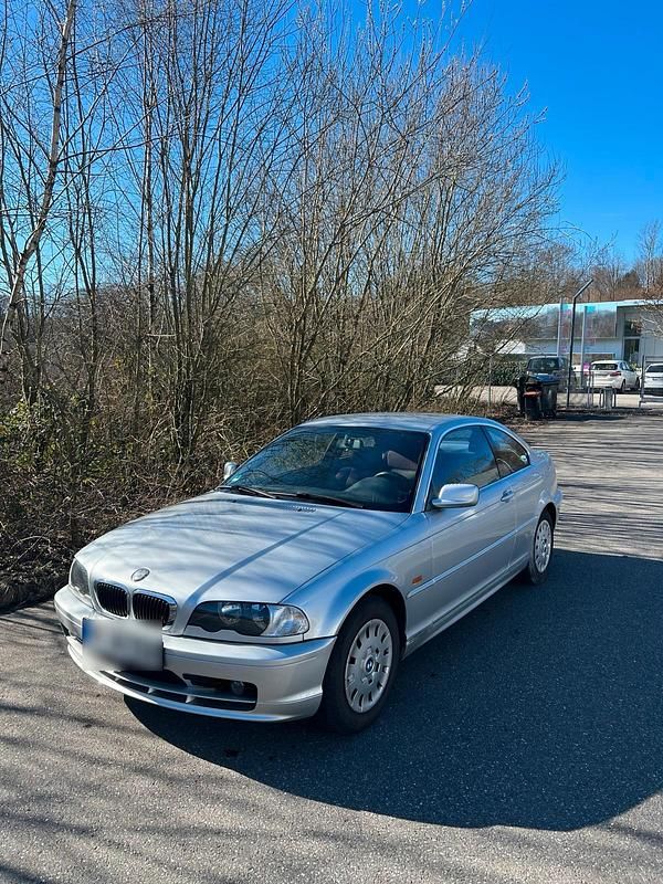 Gebraucht BMW 320 170 PS (125 kW) 2002 Silber Coupé