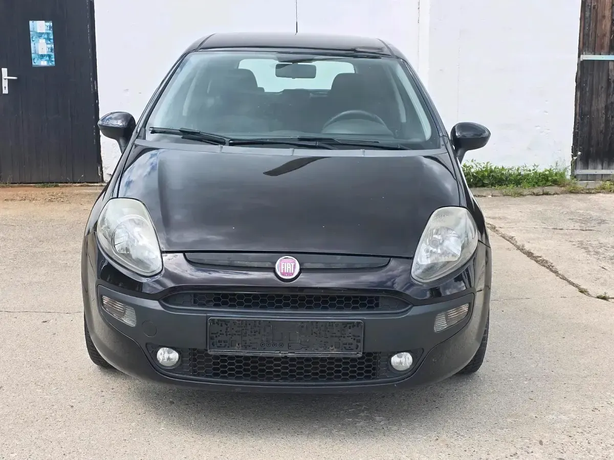 Gebraucht Fiat Punto Evo 78 PS (57 kW) 2010 Violet Kleinwagen