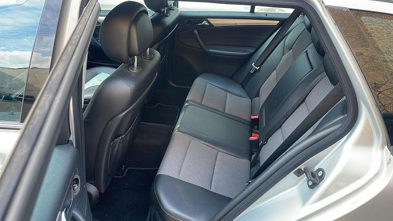 Gebraucht Mercedes C180 143 PS (105 kW) 2006 Silber Kombi