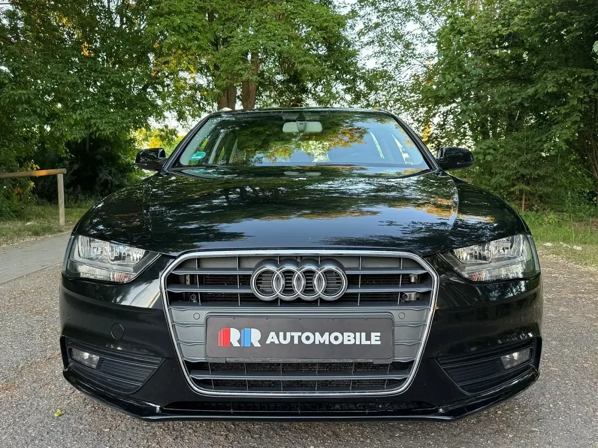 Gebraucht Audi A4 Attraction 150 PS (110 kW) 2015 Schwarz Kombi