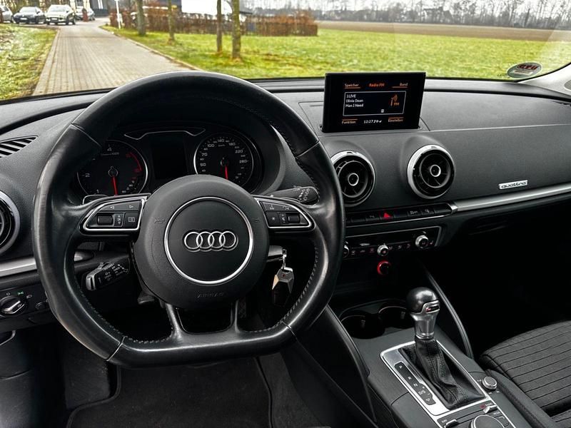 Gebraucht Audi A3 S-Line 184 PS (135 kW) 2015 Weiß Limousine