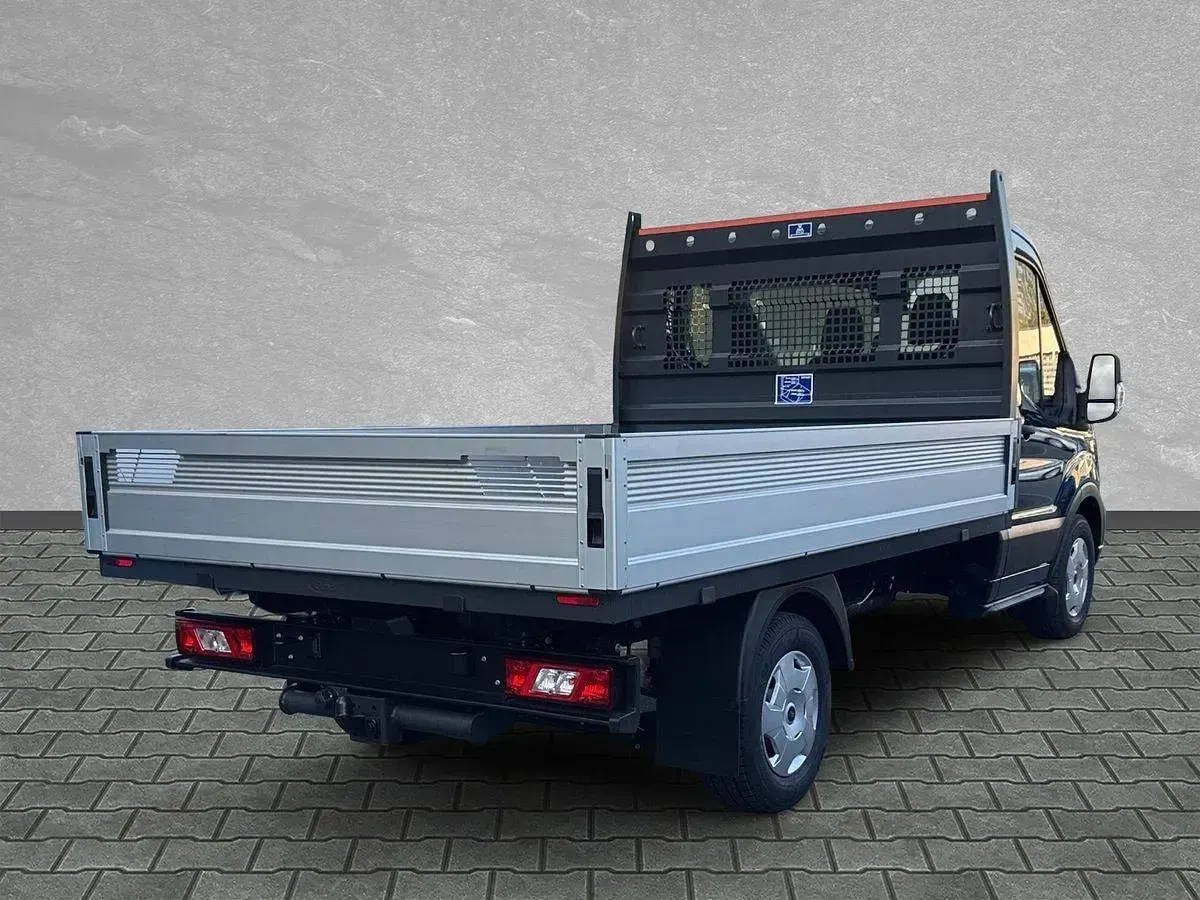 Neu Ford Transit Trend 131 PS (96 kW) 2025 Blazer blue Van