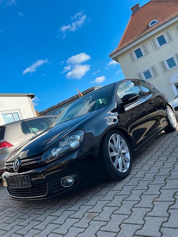 Schwarz Gebraucht 2009 VW Golf VI Highline Kleinwagen | 3.950 € (Fairer Preis) - Bild 1/4