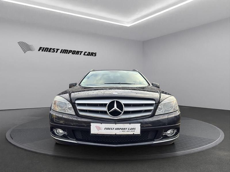 Gebraucht Mercedes C220 170 PS (125 kW) 2009 Schwarz Kombi