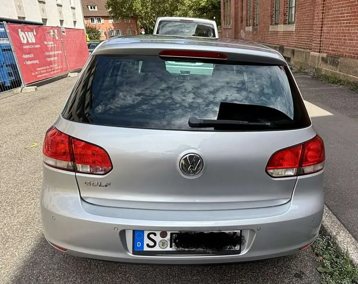 Gebraucht VW Golf VI Team 80 PS (58 kW) 2010 Grau Kleinwagen