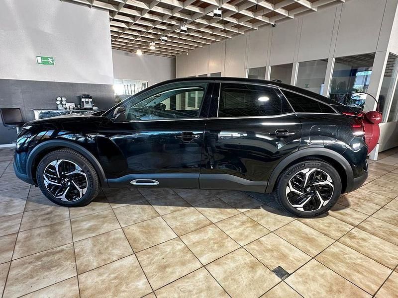 Gebraucht Citroën C4 136 PS (100 kW) 2025 Limousine