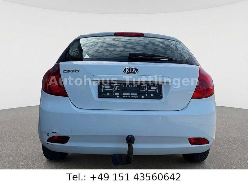 Gebraucht Kia Ceed 109 PS (80 kW) 2008 Weiß Kleinwagen