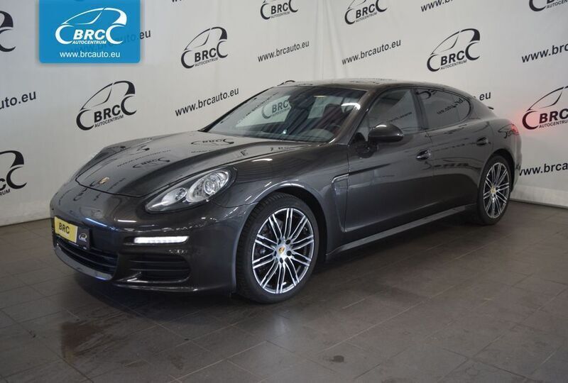 Grau Gebraucht 2016 Porsche Panamera Limousine | 29.999 € - Bild 1/4