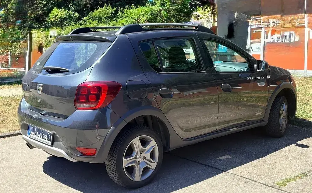 Gebraucht Dacia Sandero Prestige 90 PS (66 kW) 2019 Grau SUV