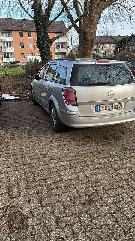 Gebraucht Opel Astra Innovation 120 PS (88 kW) 2008 Kombi