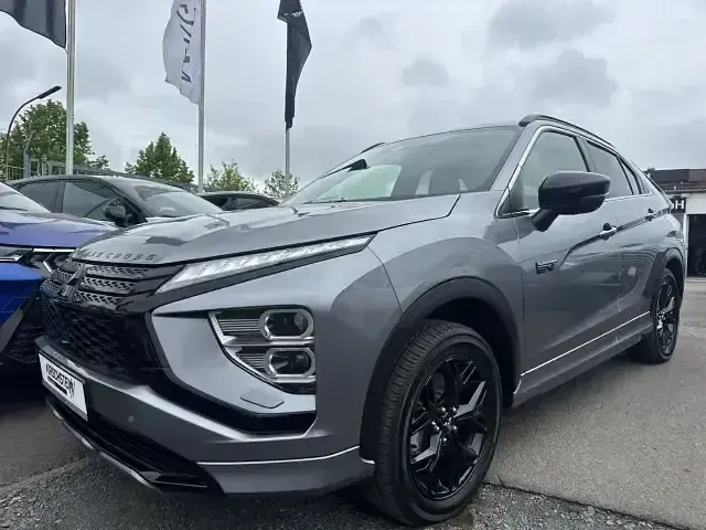 Gebraucht Mitsubishi Eclipse Cross Select 188 PS (138 kW) 2022 Grau SUV