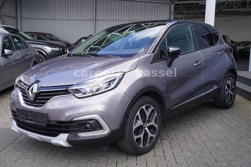 Gebraucht Renault Captur Collection 131 PS (96 kW) 2019 Grau SUV