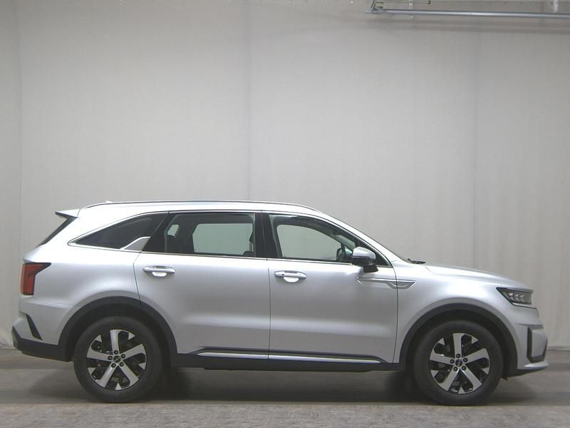 Silber Gebraucht 2022 Kia Sorento Spirit SUV | 29.480 € (Superpreis) - Bild 1/4