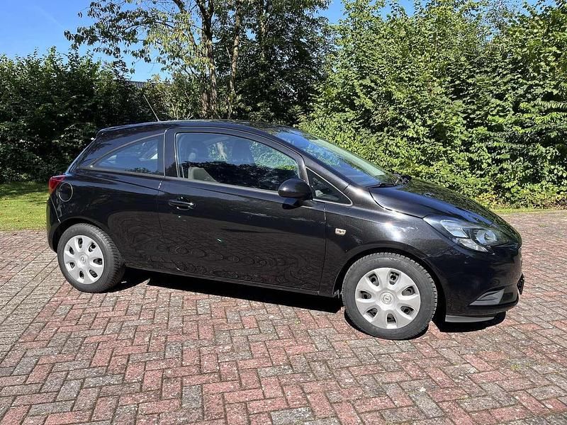 Gebraucht Opel Corsa Edition 90 PS (66 kW) 2019 Black meet kettle m2 (metallic) Kleinwagen