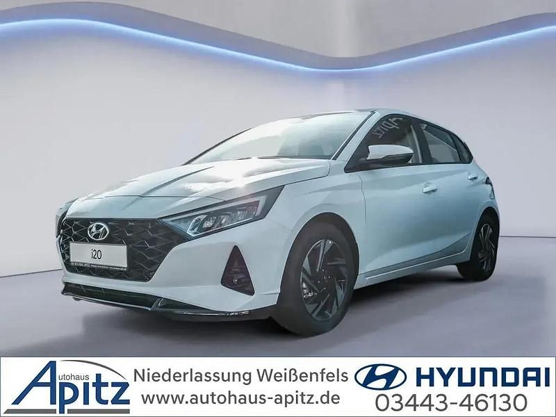 Weiß Gebraucht 2023 Hyundai i20 Kleinwagen | 22.500 € (Fairer Preis) - Bild 1/4