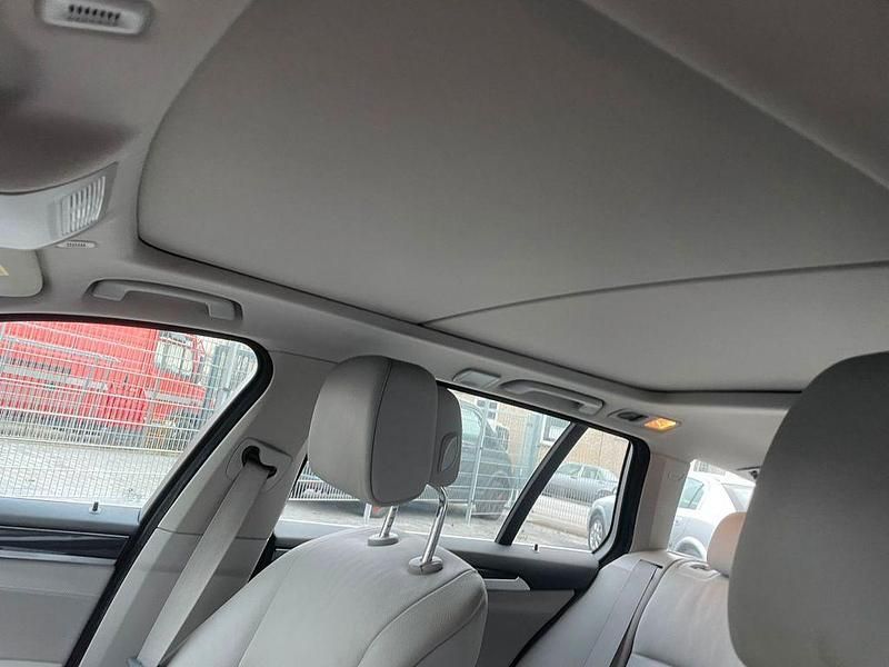 Gebraucht BMW 525 204 PS (150 kW) 2010 Schwarz Kombi