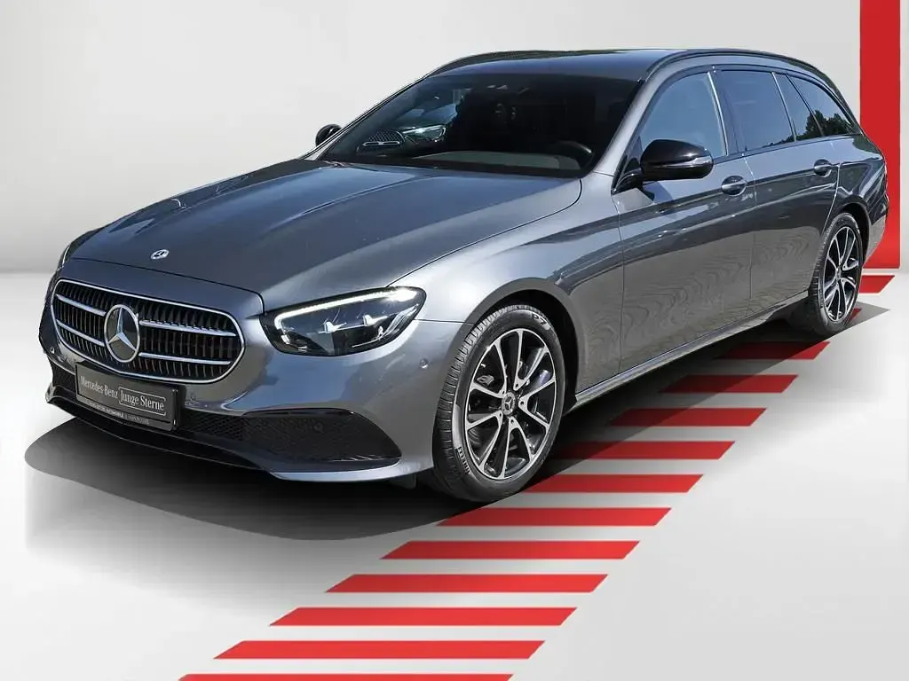 Gebraucht Mercedes E200 Avantgarde 197 PS (144 kW) 2022 Metalliclack selenitgrau Kombi