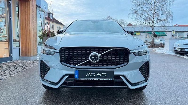 Vapour grey metallic Gebraucht 2023 Volvo XC60 Ultimate SUV | 44.300 € (Etwas zu teuer) - Bild 1/4
