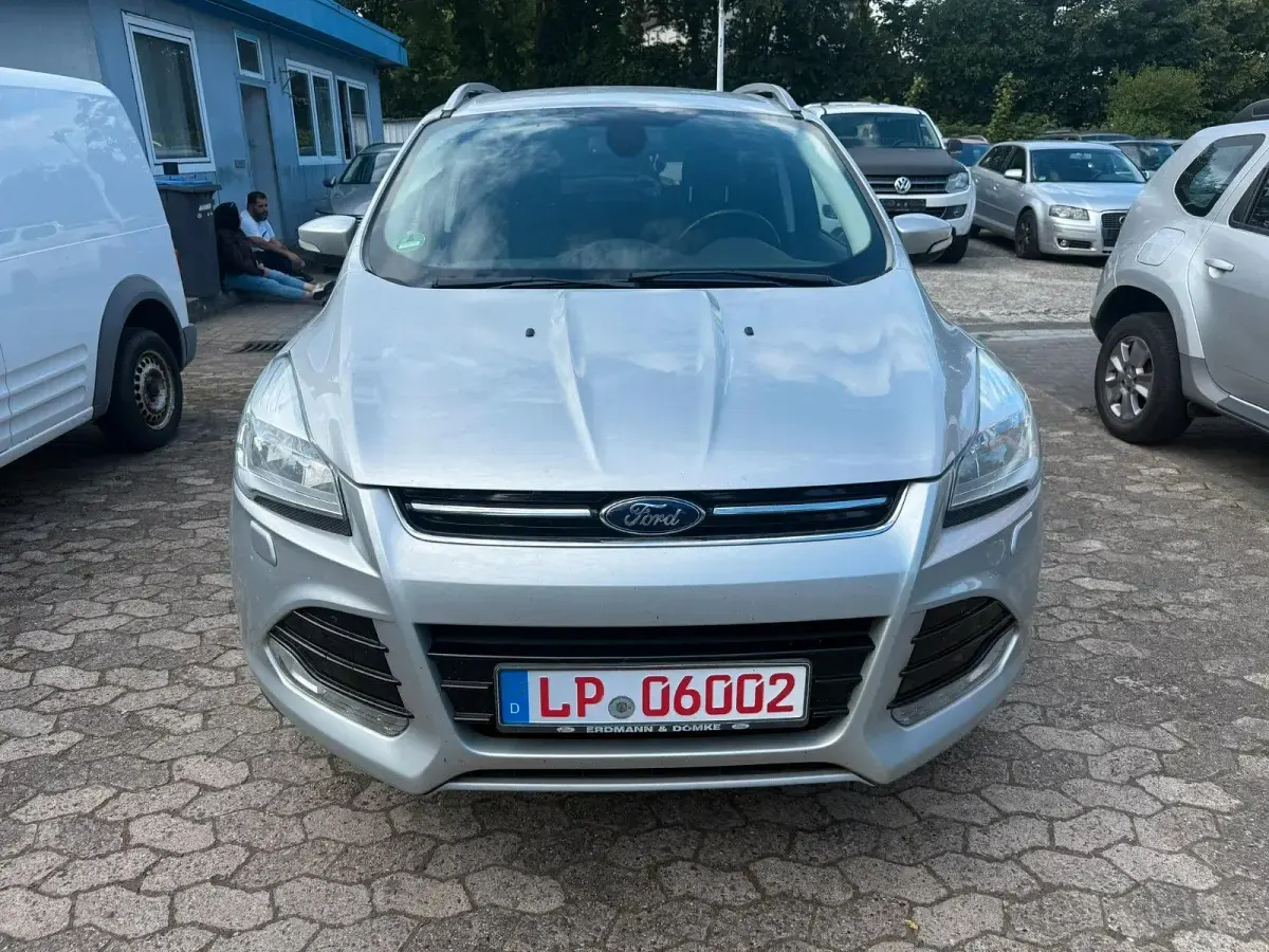 Gebraucht Ford Kuga Titanium 150 PS (110 kW) 2015 Silber SUV