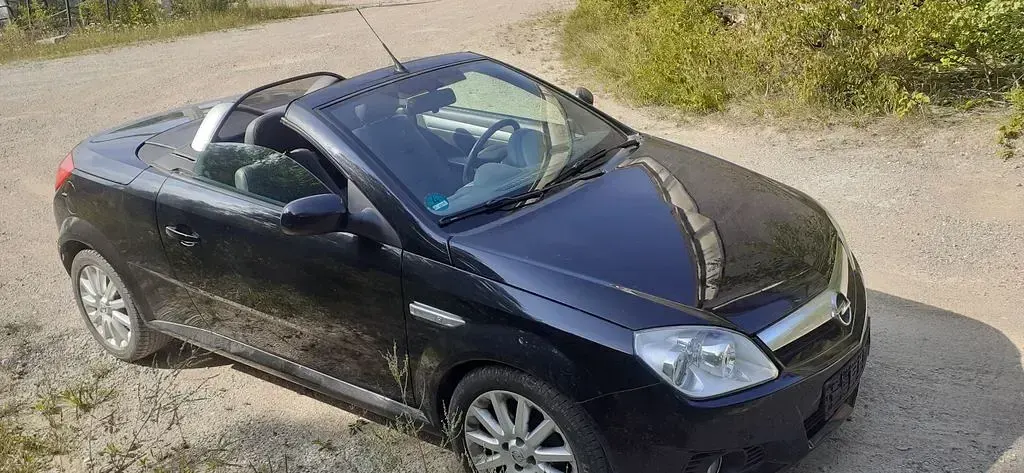 Gebraucht Opel Tigra Enjoy 90 PS (66 kW) 2005 Schwarz Cabrio