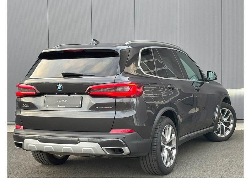 Gebraucht BMW X5 Efficient Dynamics 231 PS (169 kW) 2022 Schwarz SUV