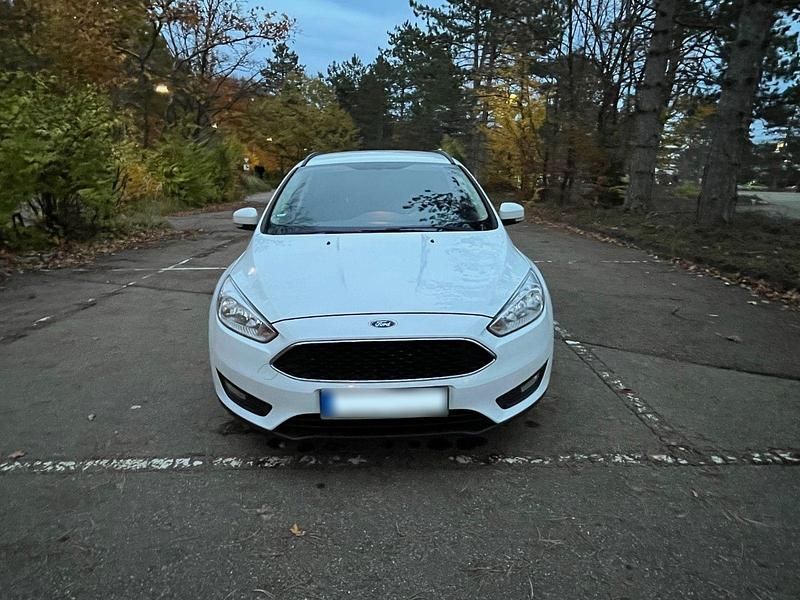 Gebraucht Ford Focus Business Edition 105 PS (77 kW) 2017 Weiß Kombi