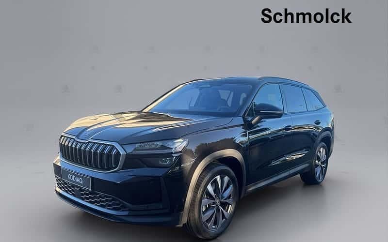 Weiß Neu 2025 Skoda Kodiaq Selection SUV | 53.490 € (Fairer Preis) - Bild 1/4