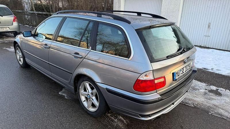 Gebraucht BMW 320 170 PS (125 kW) 2004 Grau Kombi