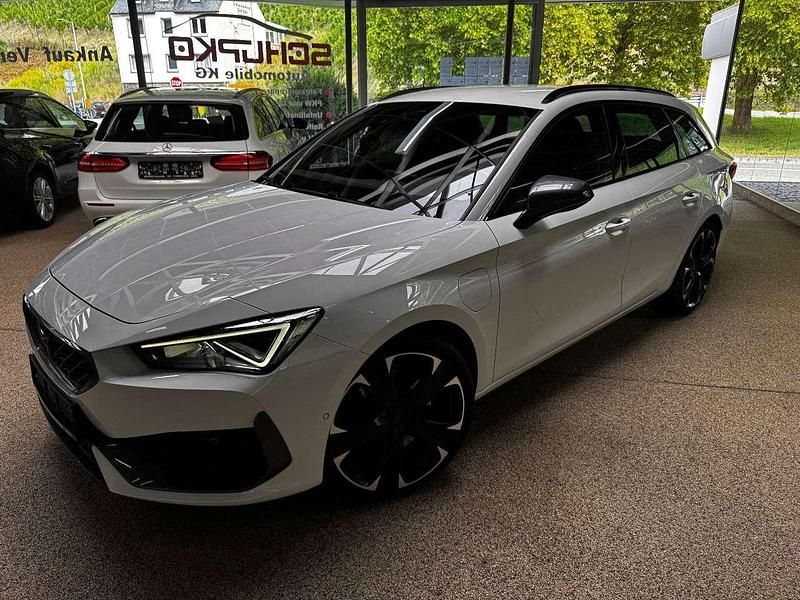 Gebraucht Cupra Leon VZ 245 PS (180 kW) 2022 White candy Kombi