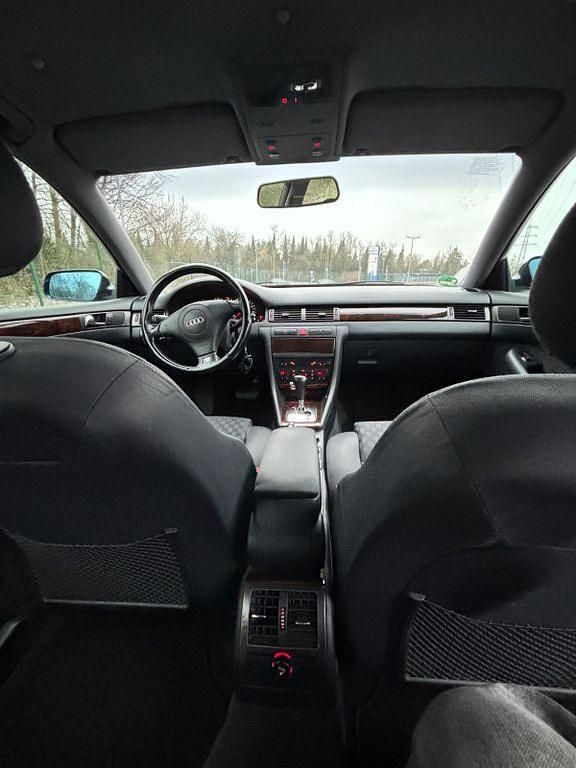 Gebraucht Audi A6 Comfort 193 PS (141 kW) 2001 Blau Kombi