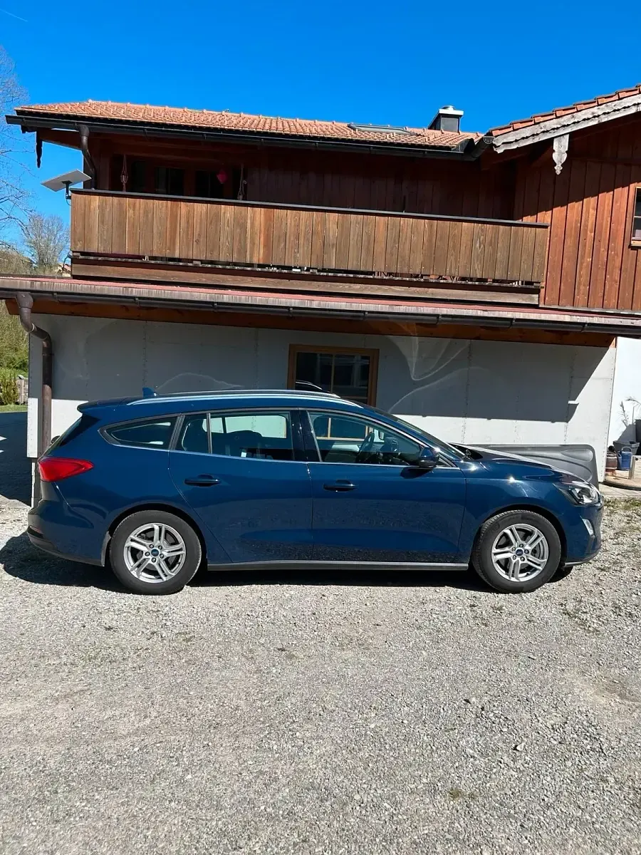 Używany Ford Focus 119 KM (87 kW) 2019 Niebieski Kombi