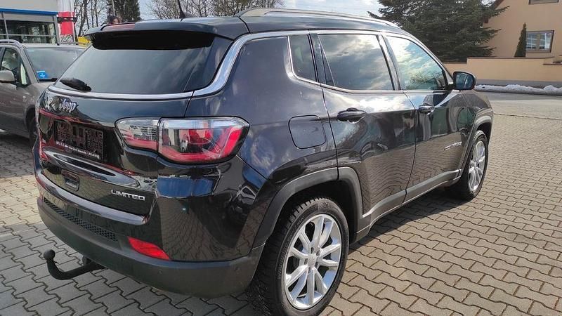 Gebraucht Jeep Compass Limited 150 PS (110 kW) 2020 Schwarz SUV