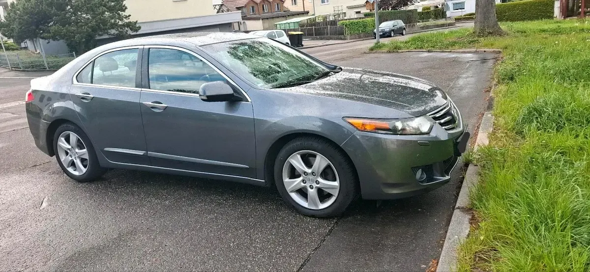 Gebraucht Honda Accord 201 PS (147 kW) 2008 Grau Limousine