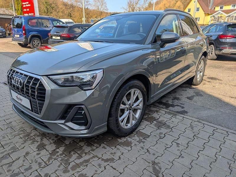 Gebraucht Audi Q3 S-Line 150 PS (110 kW) 2025 Grau metallic SUV